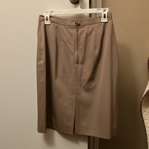 Ralph Lauren Purple Label Tan Pencil Skirt, Sz 10 - Picture 2 of 4